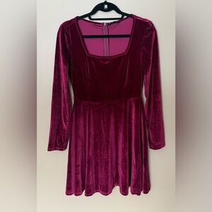 SHEIN Velvet Dress - Burgundy